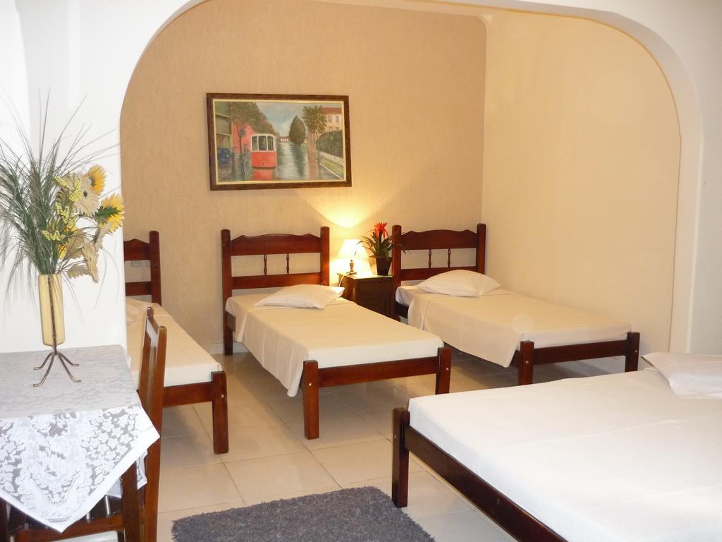 Hotel Guanabara Sao Lourenco (Minas Gerais) Quarto foto