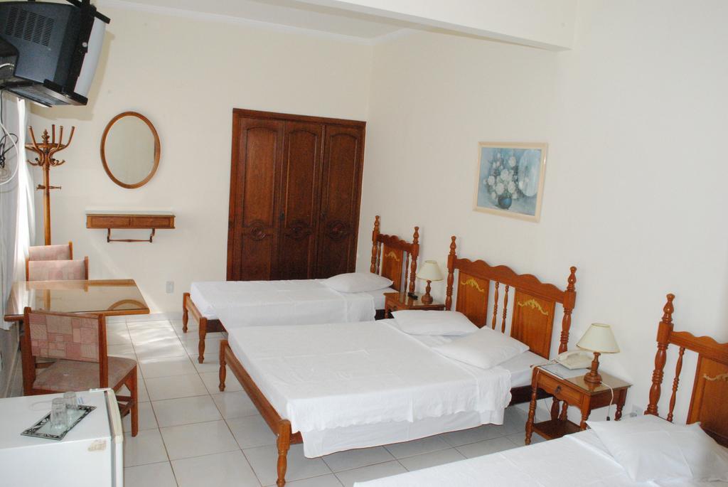 Hotel Guanabara Sao Lourenco (Minas Gerais) Quarto foto