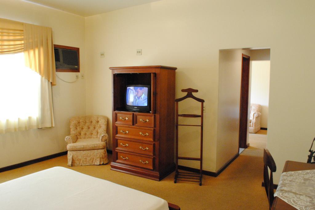 Hotel Guanabara Sao Lourenco (Minas Gerais) Quarto foto